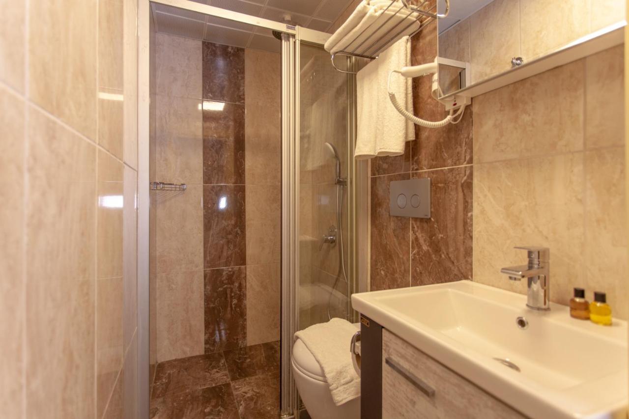 Ozmen Hotel Old Town Kaleici Adult Only Antália Exterior foto